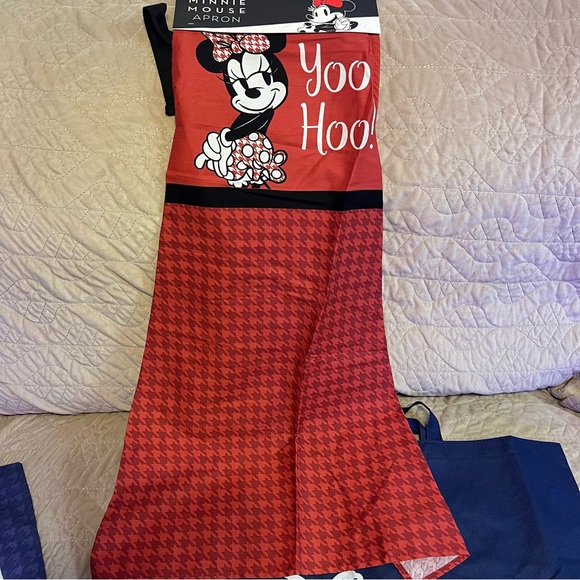 Disney Minnie Mouse Adult Apron - Picture 5 of 6